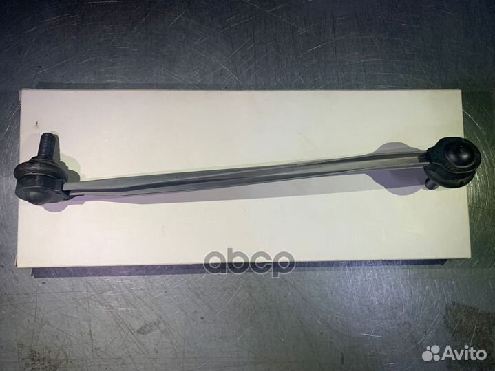 Тяга стабилизатора передняя 5Q0411315B VAG