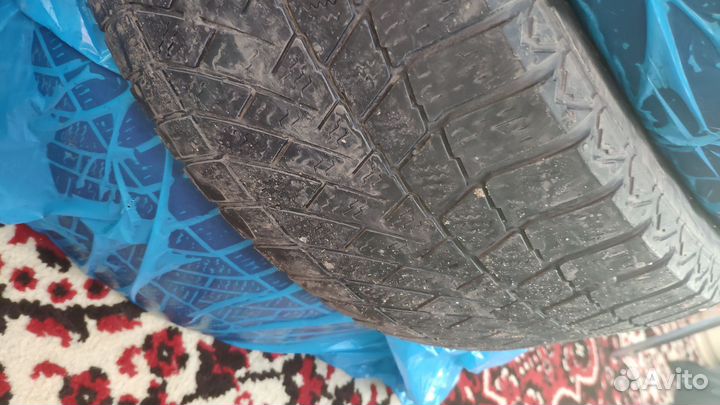 Continental ContiVikingContact 6 215/55 R16