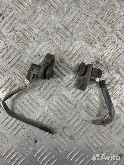 Концевик двери Ниссан Блюберд Силфи