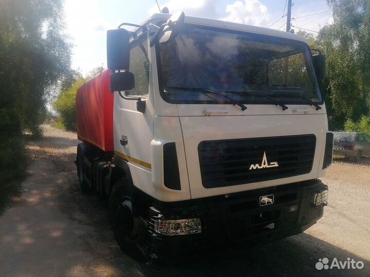 Водитель на коммунальную технику (категория С)