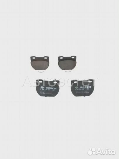 Тормозные колодки дисковые 0 986 424 827