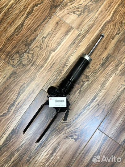 Амортизатор передний на ауди Q7 4L правый