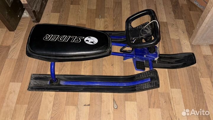 Детский снегокат бу