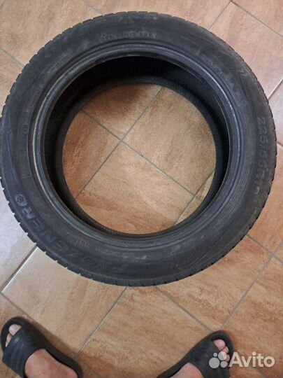 Goform Frozenero 225/55 R19