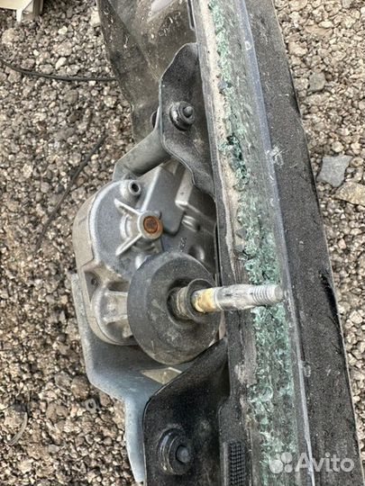 Моторчик дворника задний Bmw X7