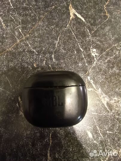 Беспроводные наушники jbl