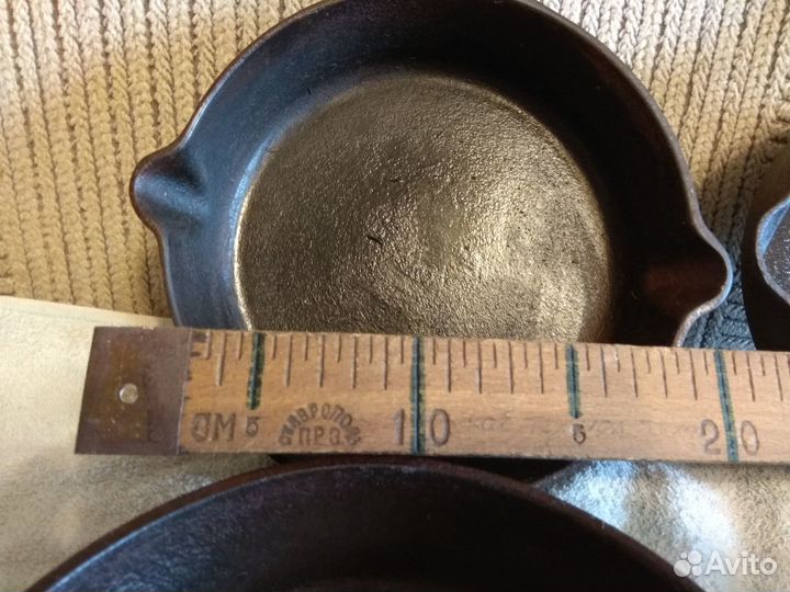 Чугунная сковорода СССР 18 - 20. цена за 1штуку