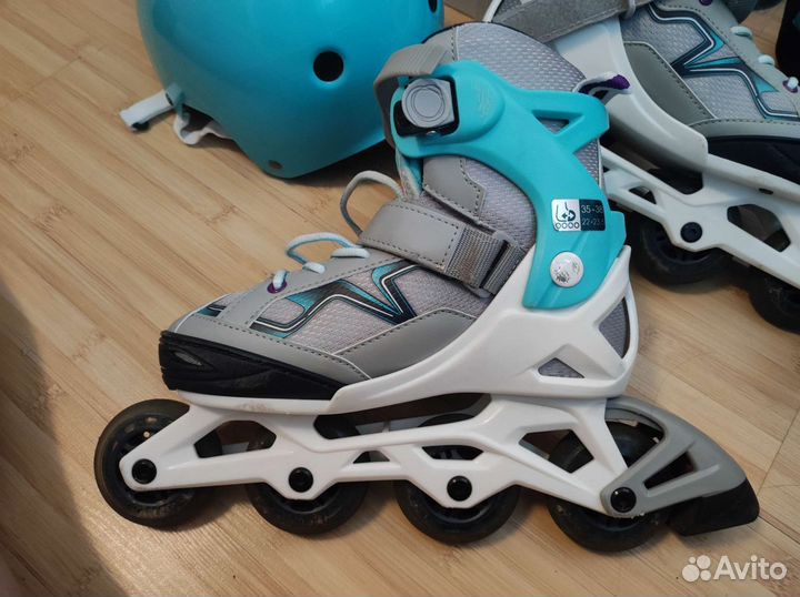 Роликовые коньки с шлемом и защитой