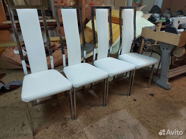 Перетяжка мягкой мебели