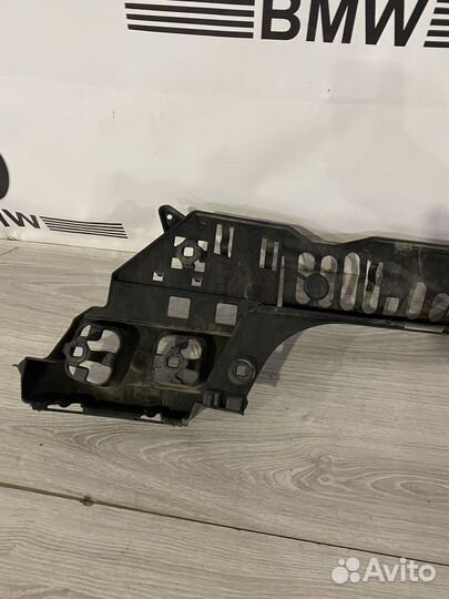 Кронштейн заднего бампера BMW G11/G12
