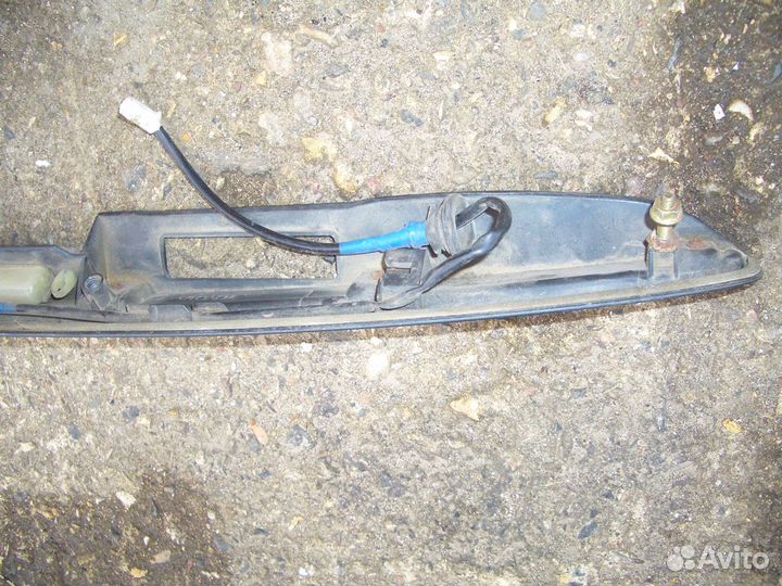 Накладка двери багажника Лексус RX 300 с03-09г