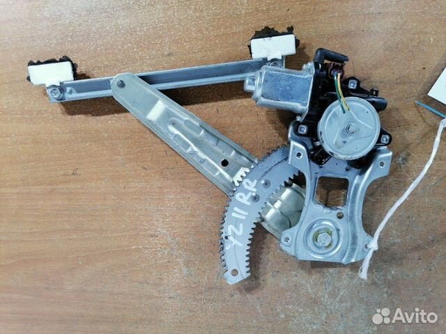 Стеклоподъемник задний правый Nissan Cube YZ11