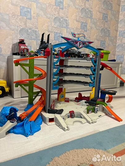 Трек хотвилс для ребенка