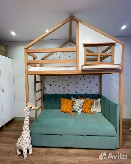 Кроватка домик бук