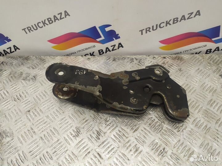 350189480 Замок кабины
