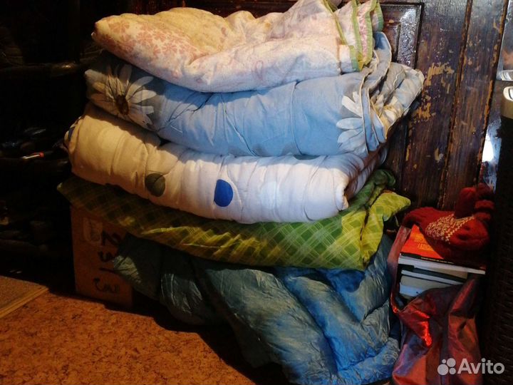 Одеяла, Подушки, пледы, покрывала