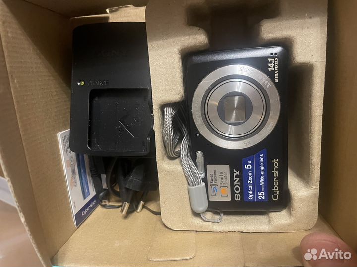 Компактный фотоаппарат sony cyber shot