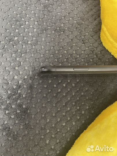 iPhone xr 64gb