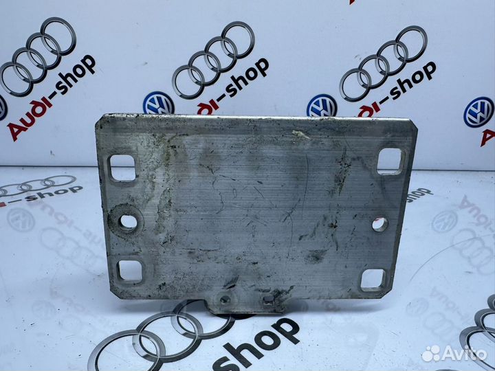 Кронштейн усилителя бампера переднего (домик) Audi Q5 2 2018 80A807134