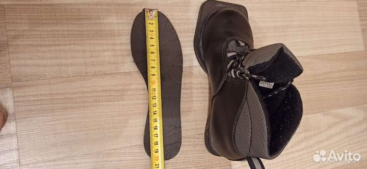 Лыжные ботинки 30р