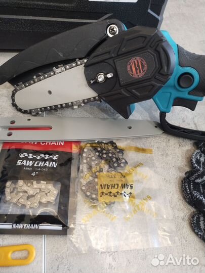 Аккумуляторная цепная мини пила