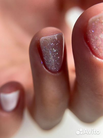 Модель на маникюр, педикюр