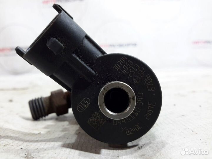 Форсунка топливная Peugeot 301