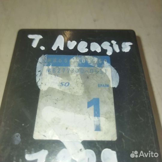 Реле печки Toyota Avensis