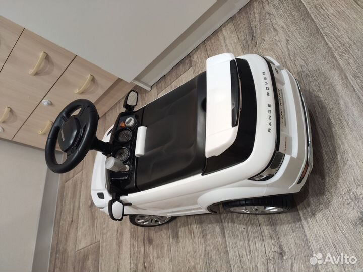 Машинка каталка толокар