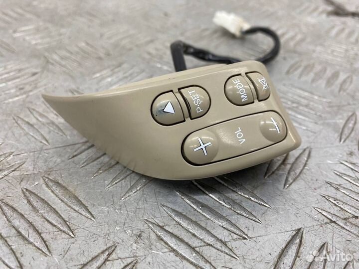 Б/У Кнопки руля (мультируль) левый Mazda Demio 2