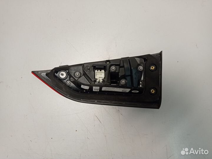 Фонарь левый внутренний Mercedes