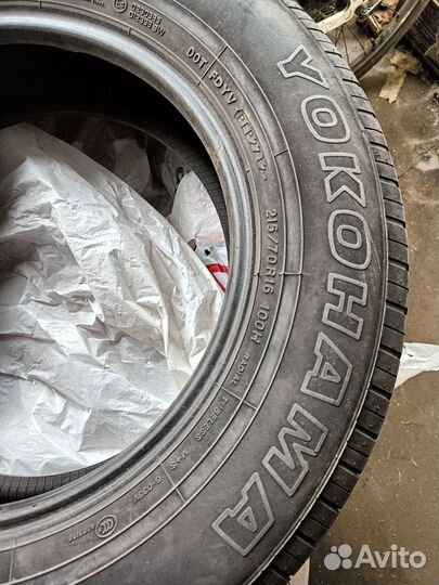 Yokohama Geolandar G033V 215/70 R16