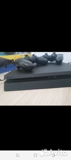 Sony playstation 4 slim