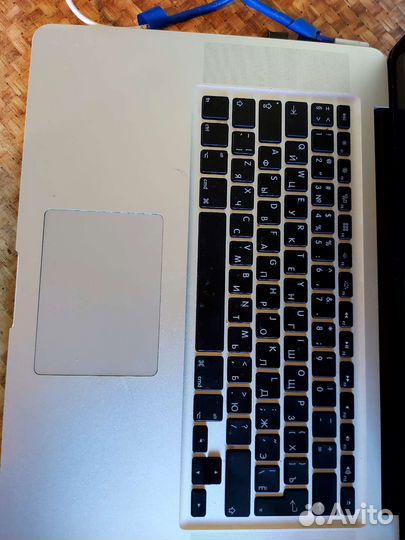 Apple macbook pro 15 mid 2010