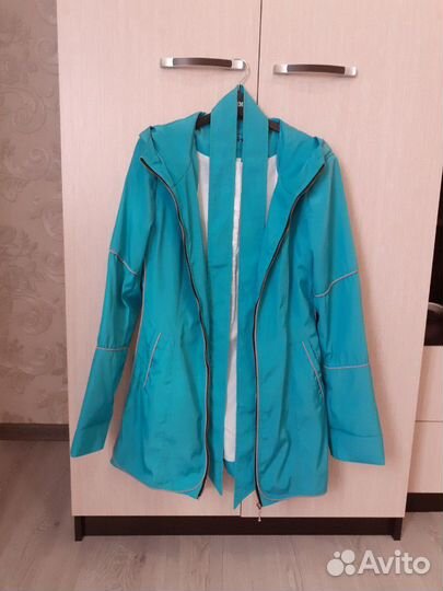 Ветровка для девочки