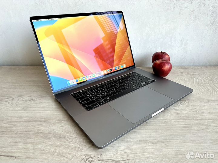 MacBook Pro 16
