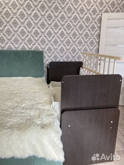 Кроватка для новорожденных с комодом