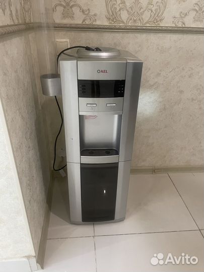 Кулер для воды