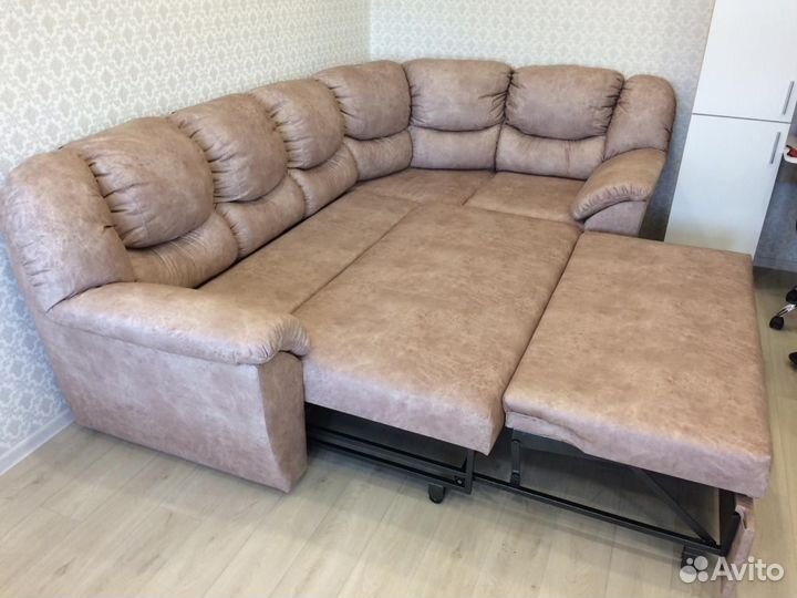 Угловой диван новый