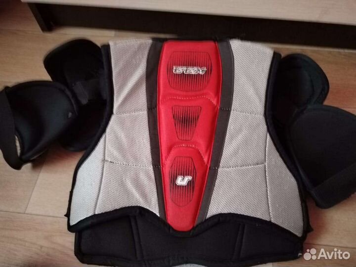 Хоккейные коньки bauer, налокотники, нагрудник