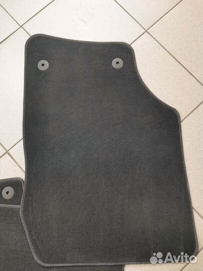 Ковры ворсовые VW Touareg, 2007г,оригинал