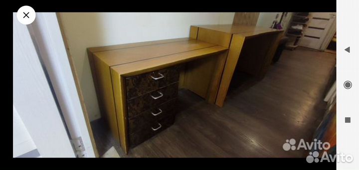 Два стола из натурального дерева