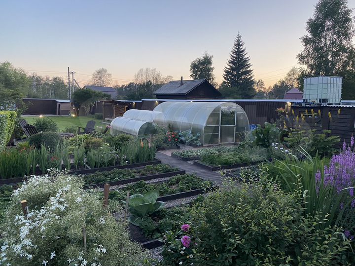 Дом 90 м² на участке 10,3 сот.