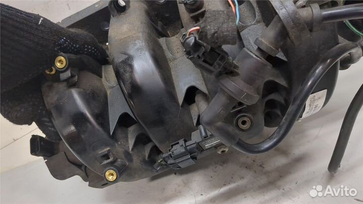 Коллектор впускной Opel Insignia, 2009