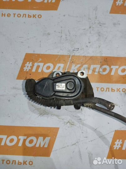 Суппорт тормозной задний левый BMW 5