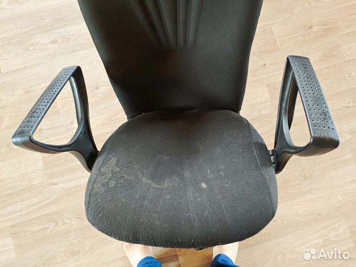 Компьютерное кресло на запчасти