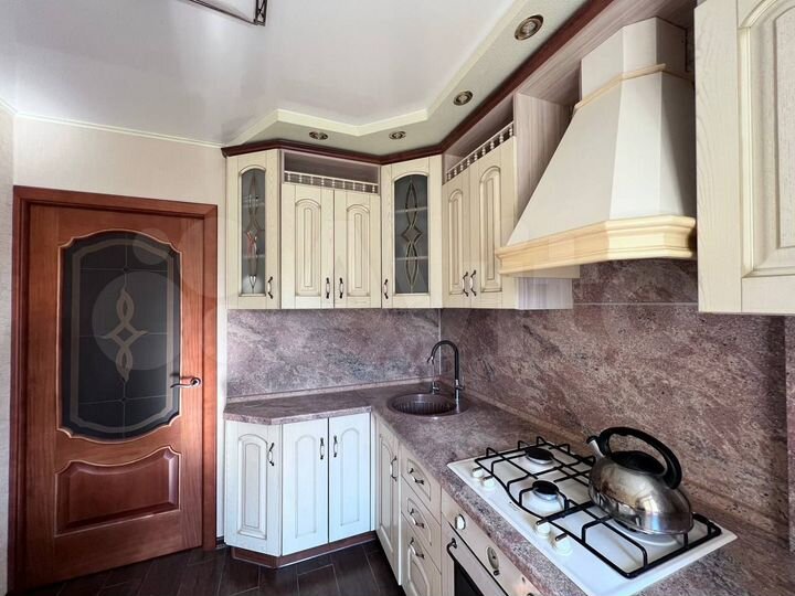 2-к. квартира, 60 м², 5/9 эт.