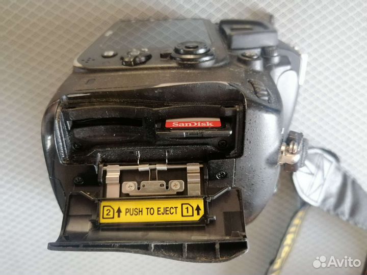 Зеркальный фотоаппарат nikon d610