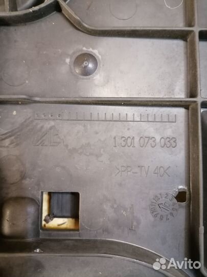 Площадка под фару левая Audi A4 B8 dorest