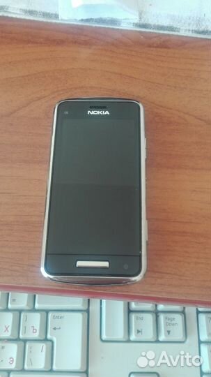 Nokia C6-01